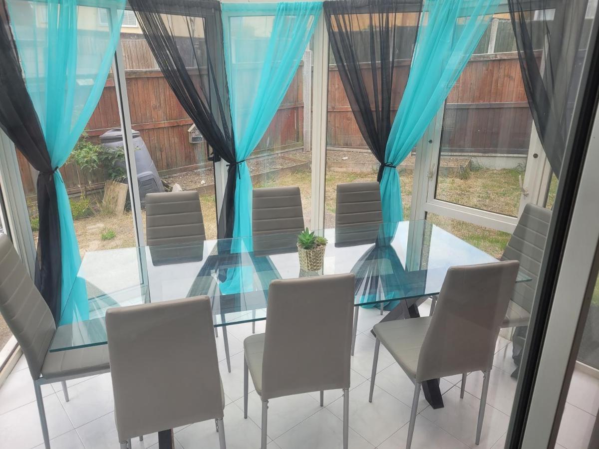 Villa Beautiful 3-Bed House In Ramsgate Exterior foto
